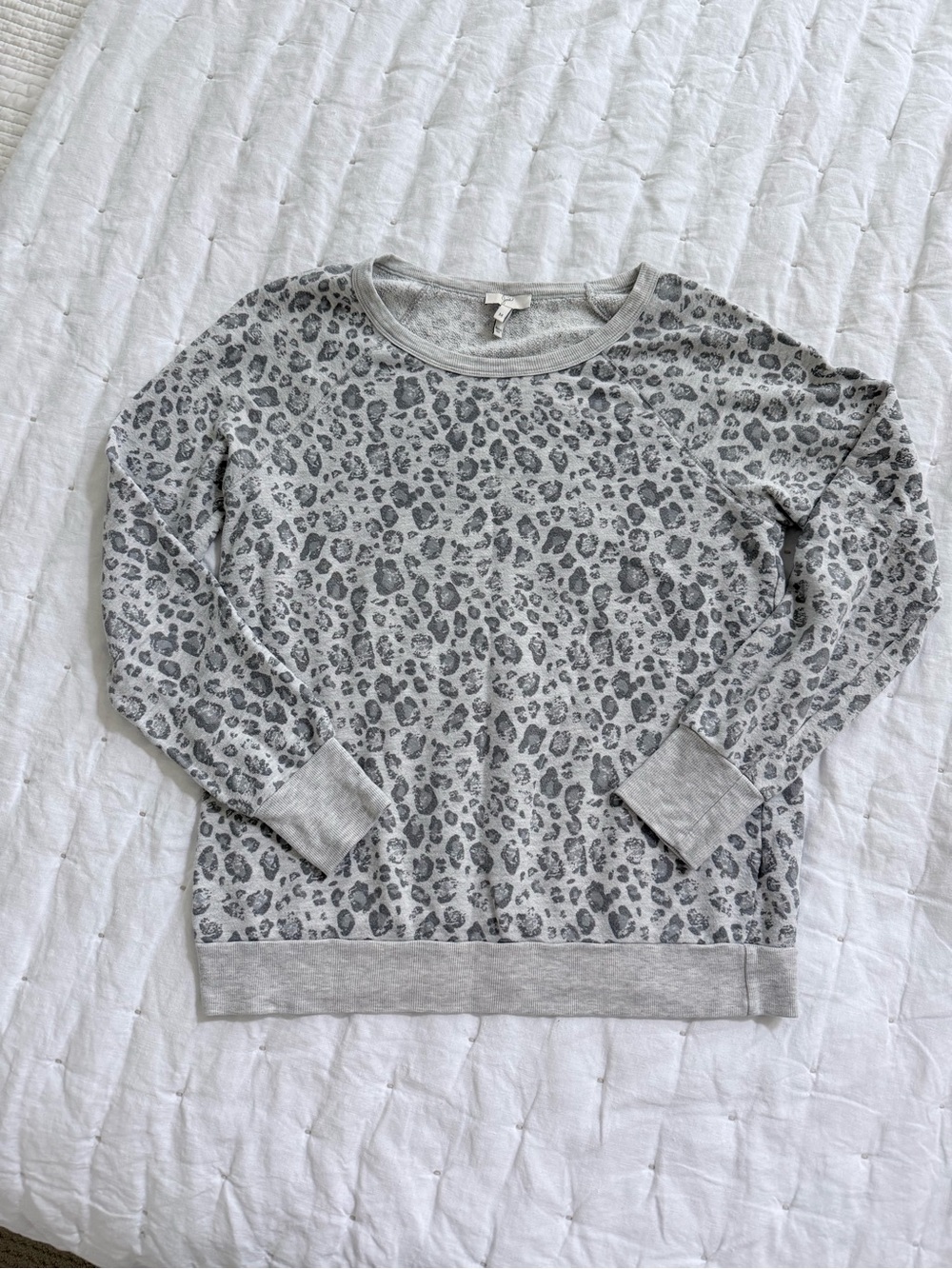 Joie Grey Leopard Print Raglan Sweatshirt - Size M